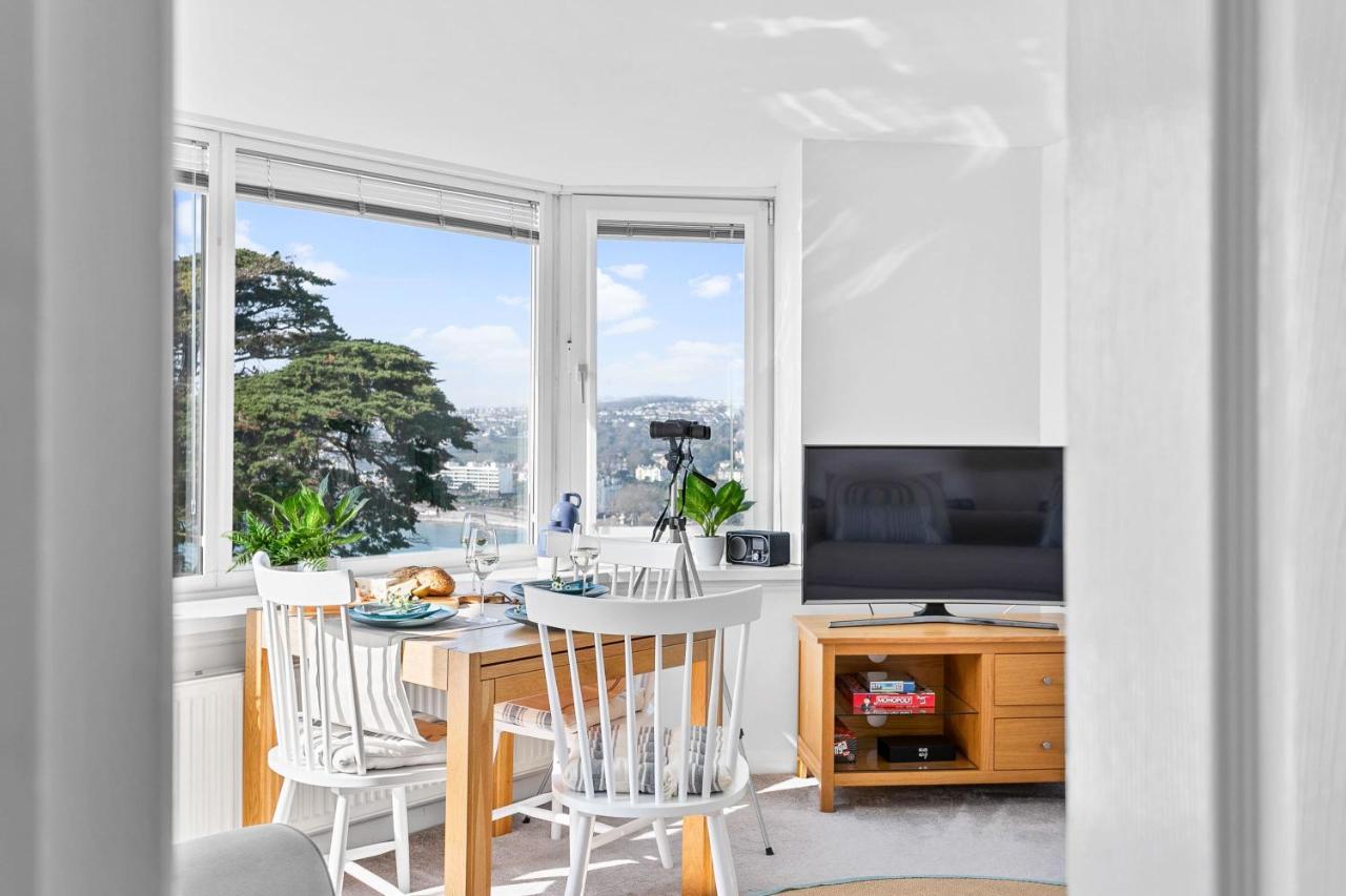 Wellswood Apartment - Sunny Apartment With Stunning Sea Views And Private Balcony Torquay Exterior foto