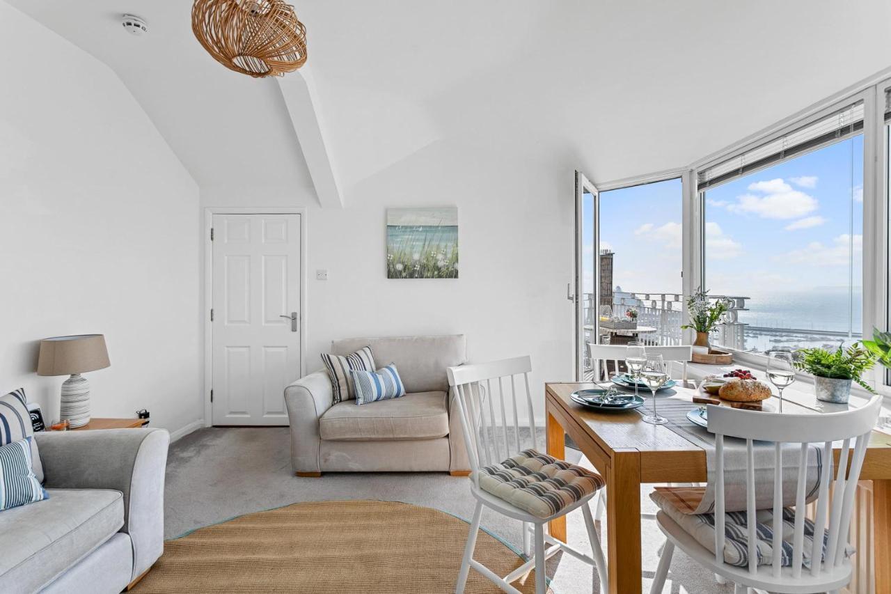 Wellswood Apartment - Sunny Apartment With Stunning Sea Views And Private Balcony Torquay Exterior foto