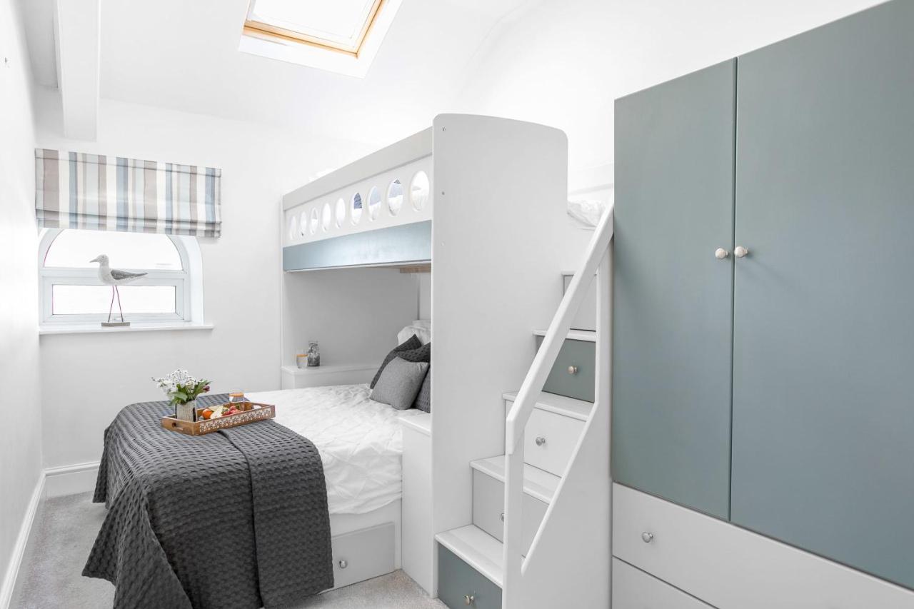 Wellswood Apartment - Sunny Apartment With Stunning Sea Views And Private Balcony Torquay Exterior foto